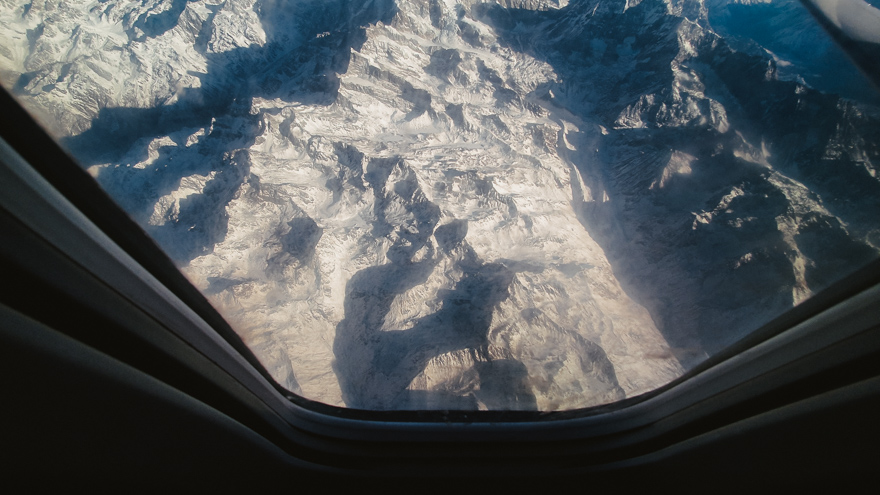 Muntii Himalaya si varful Evarest din avion, Nepal